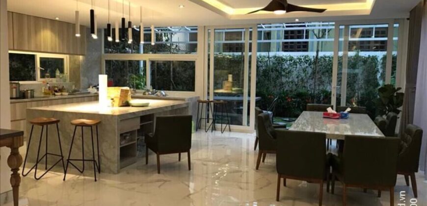 Bán biệt thự Thảo Điền có thang máy