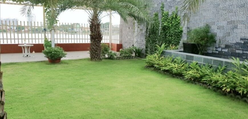 Biệt thự mặt tiền sông Sài Gòn