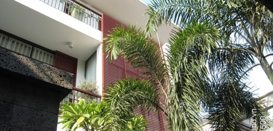 Biệt thự khu đường Võ Trường Toản