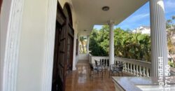 Biệt Thự Thảo Điền Kiểu Pháp