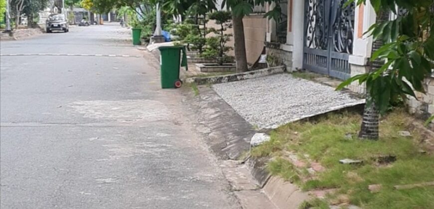 Bán biệt thự Thảo Điền