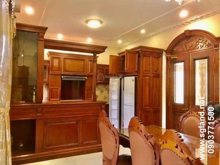 biệt thự dát vàng thảo điền