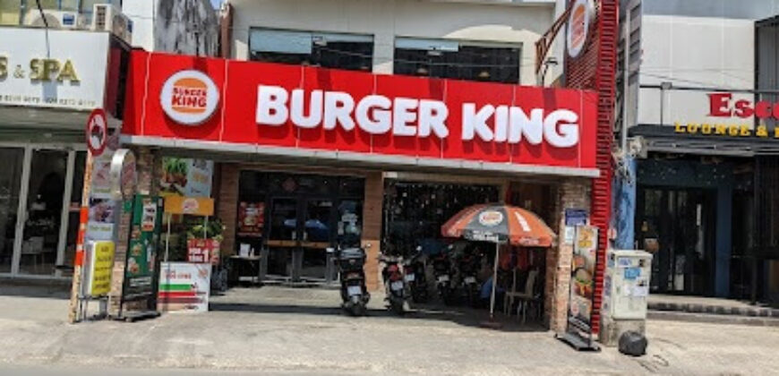 Bán nhà mặt tiền Thảo Điền