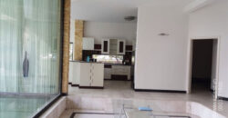 Bán biệt thự Nguyễn Văn Hưởng