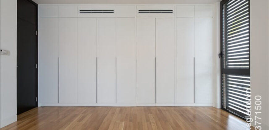 Bán biệt thự Thảo Điền Q2