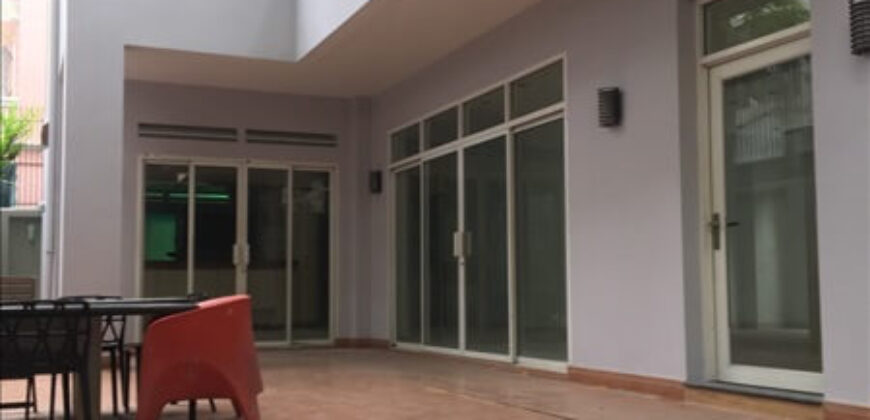 Bán biệt thự khu đường Trần Não