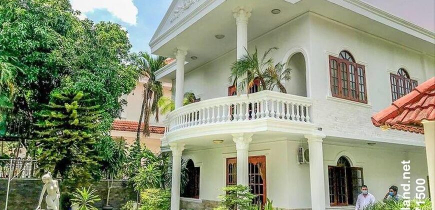 Bán Biệt Thự Thảo Điền Mặt Tiền Đường Đặng Hữu Phổ