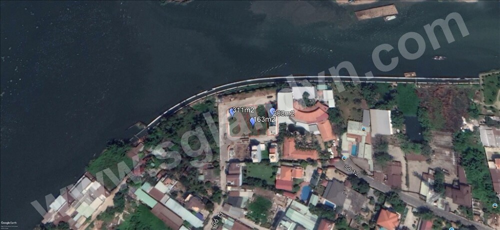 Bán đất mặt tiền Sài Gòn