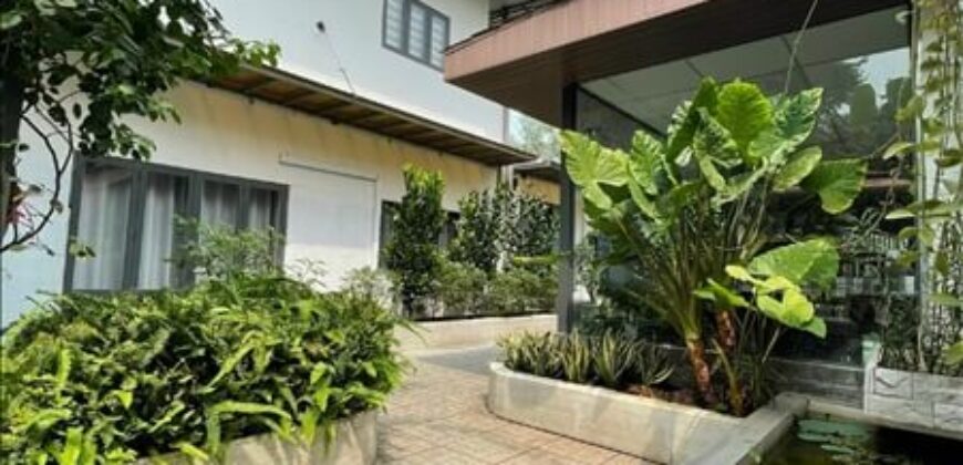 Bán nhà mặt tiền sông Thảo Điền