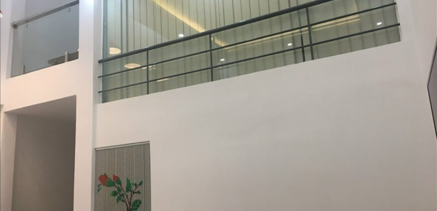 Bán nhà hẻm Quận 7