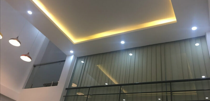 Bán nhà hẻm Quận 7