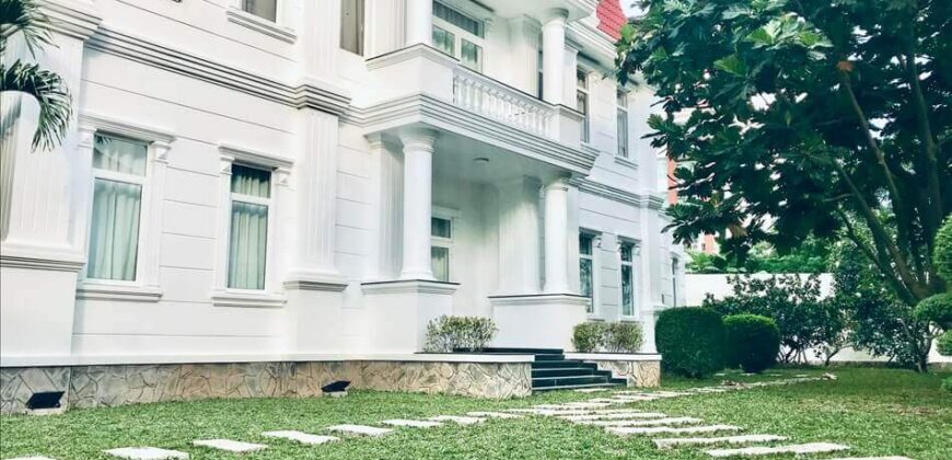 Cho thuê villa thảo điền