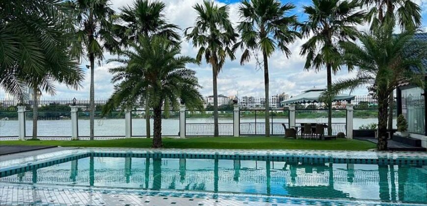 Biệt thự Thảo Điền ven sông