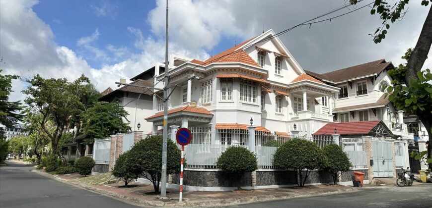 Bán Biệt Thự Fideco Thảo Điền | Vị trí tiện lợi gần siêu thị An Phú