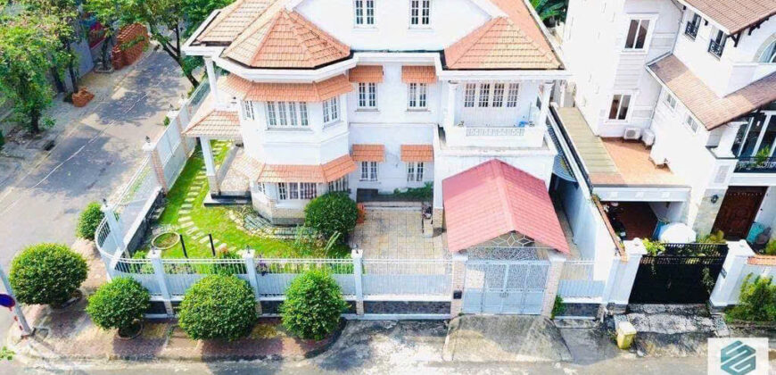 Bán Biệt Thự Fideco Thảo Điền | Vị trí tiện lợi gần siêu thị An Phú