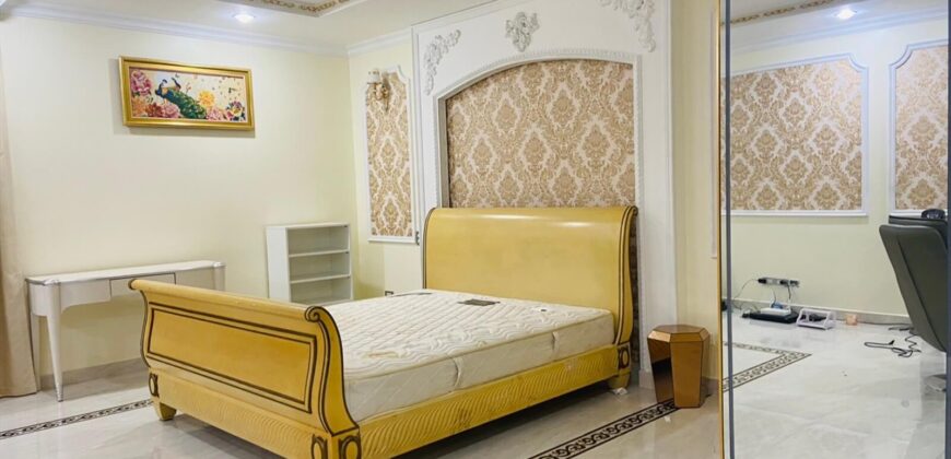 Bán biệt thự Nguyễn Văn Hưởng Thảo Điền