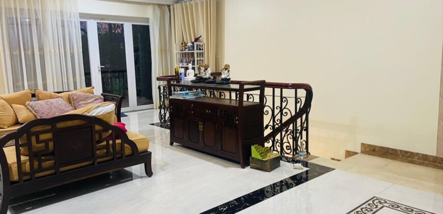 Bán biệt thự Nguyễn Văn Hưởng Thảo Điền